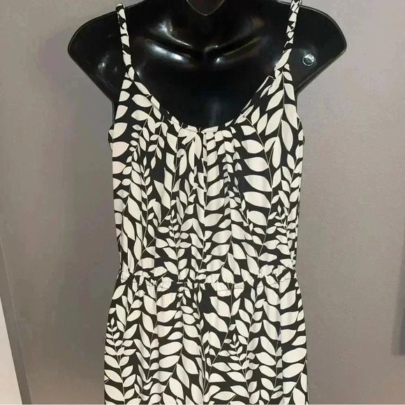 Bisou Bisou Michele Bombot Black And Cream Leaf Pattern Scoopneck Dress Size 6 - Picture 3 of 9